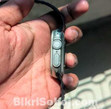 HW8 ULTRA MAX smart watch